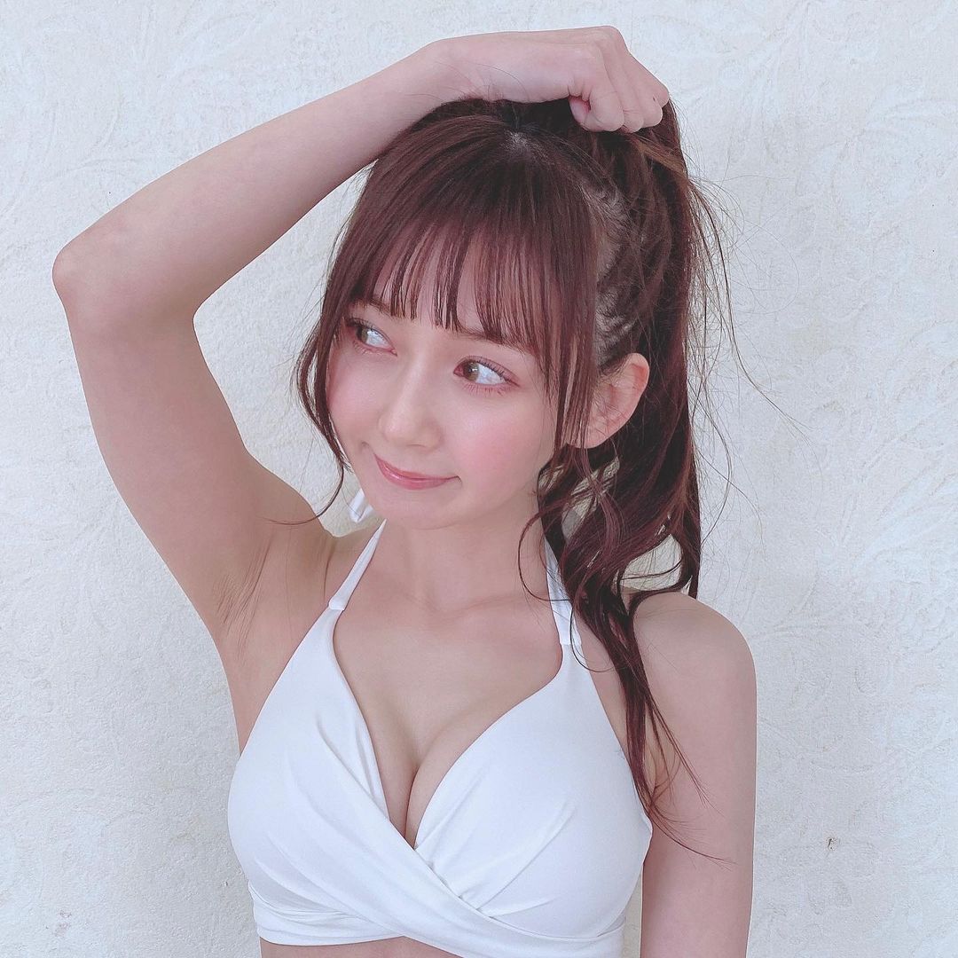 金久保芽衣 最新グラビア水着画像 7枚目