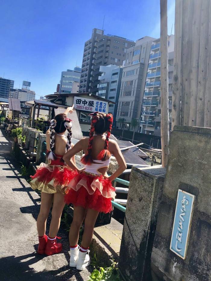 橋本梨菜 誘惑する褐色ボディ【水着画像 - 芸能アイドルモデル女優水着画像集 8枚目