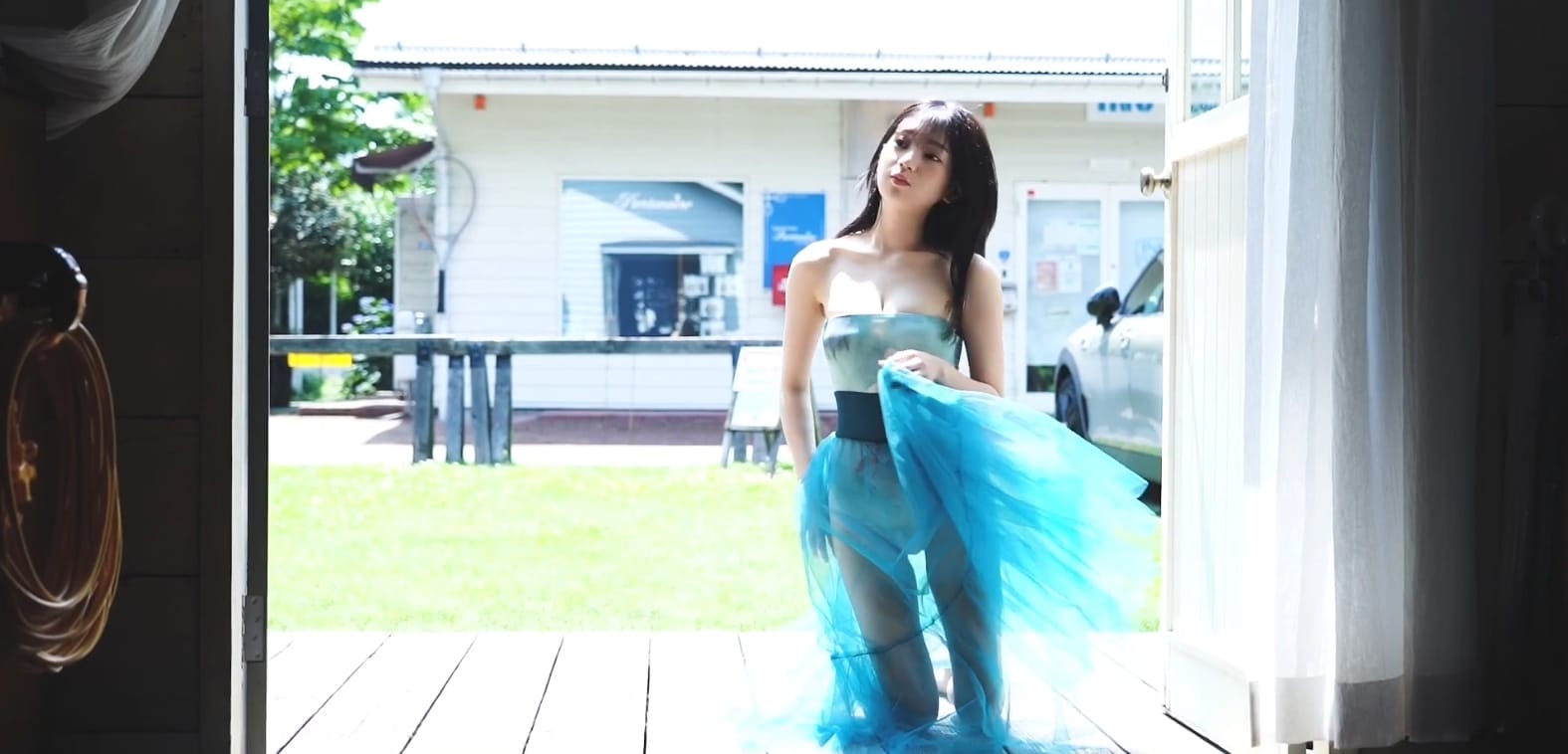 長月翠【水着画像 グラビア 女優 歌手として活躍する彼女 - 芸能アイドルモデル女優水着画像集 16枚目