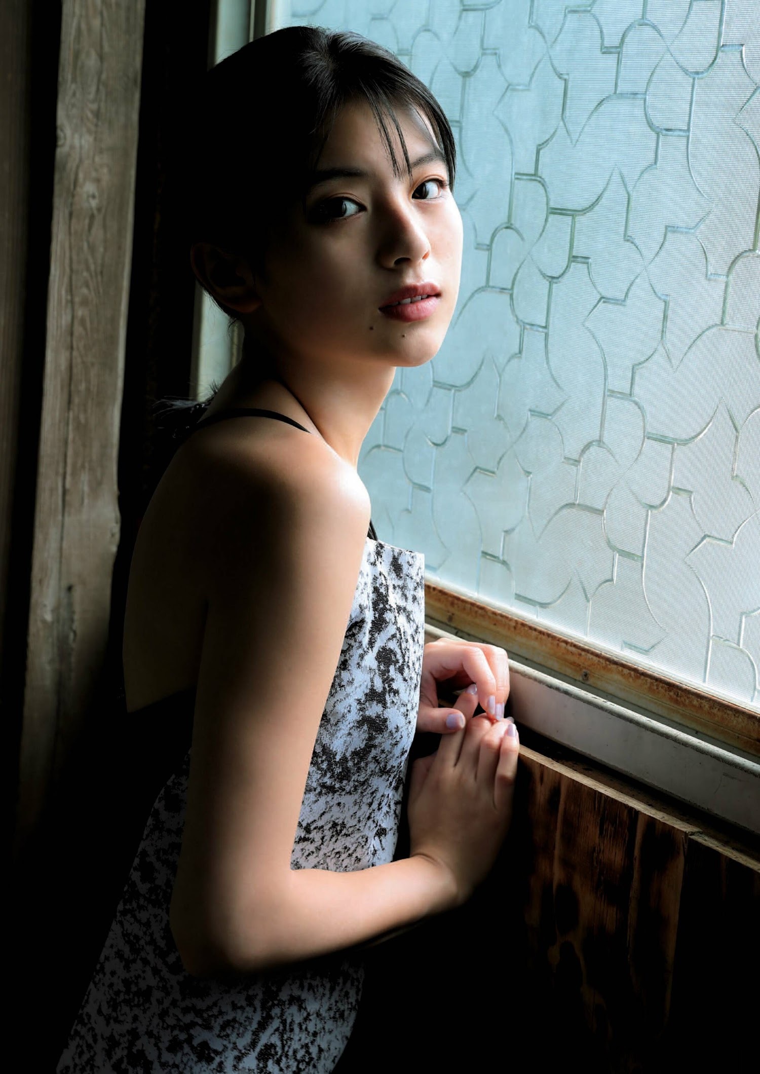 出口夏希 最新グラビア画像 30枚目