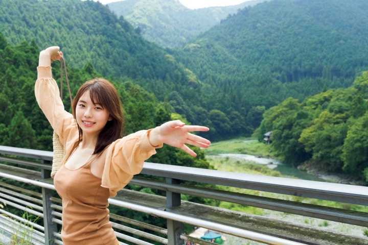 菊地姫奈【水着画像 "令和の完売クイーン"と絶景SEXY - 芸能アイドルモデル女優水着画像集 20枚目