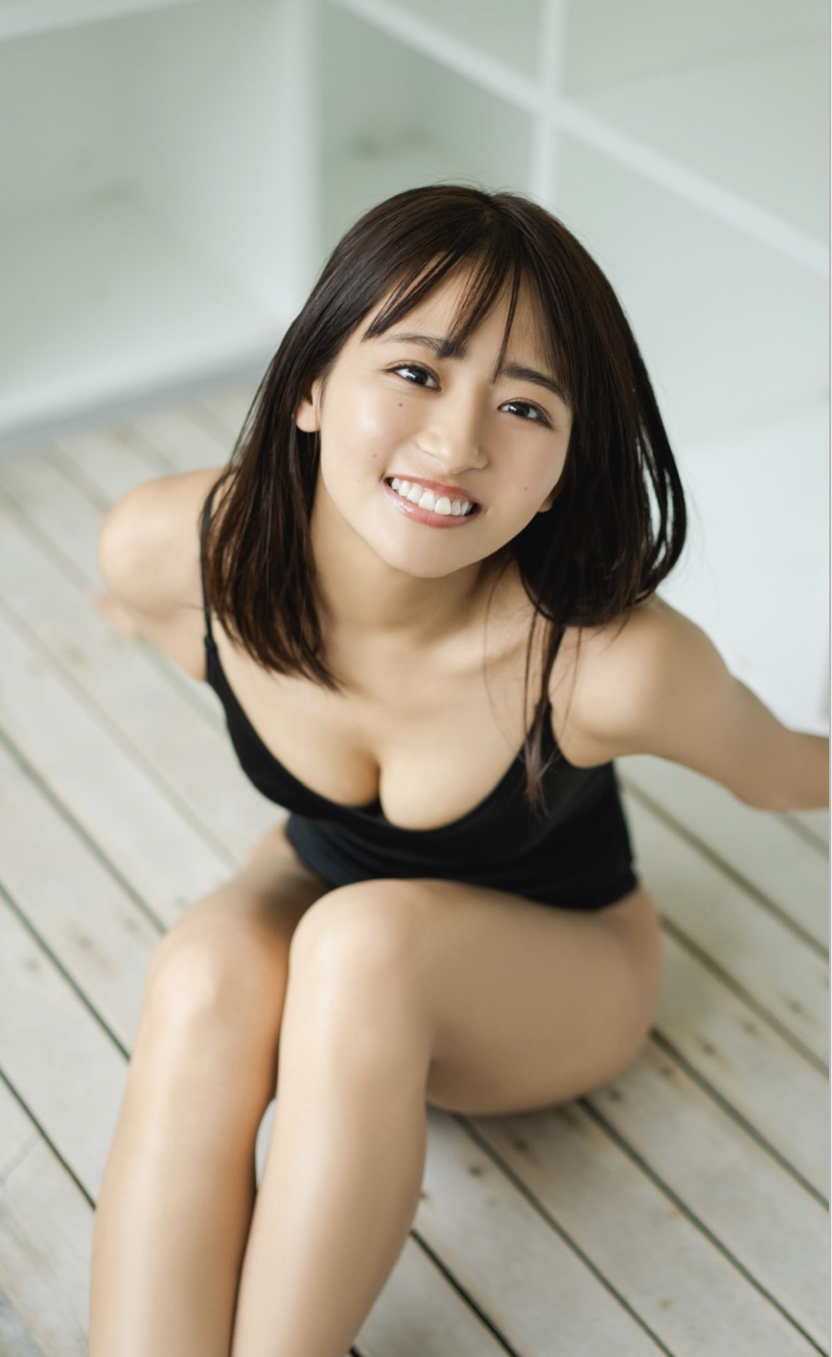 高倉菫(すみぽん)最新グラビア水着画像 24枚目