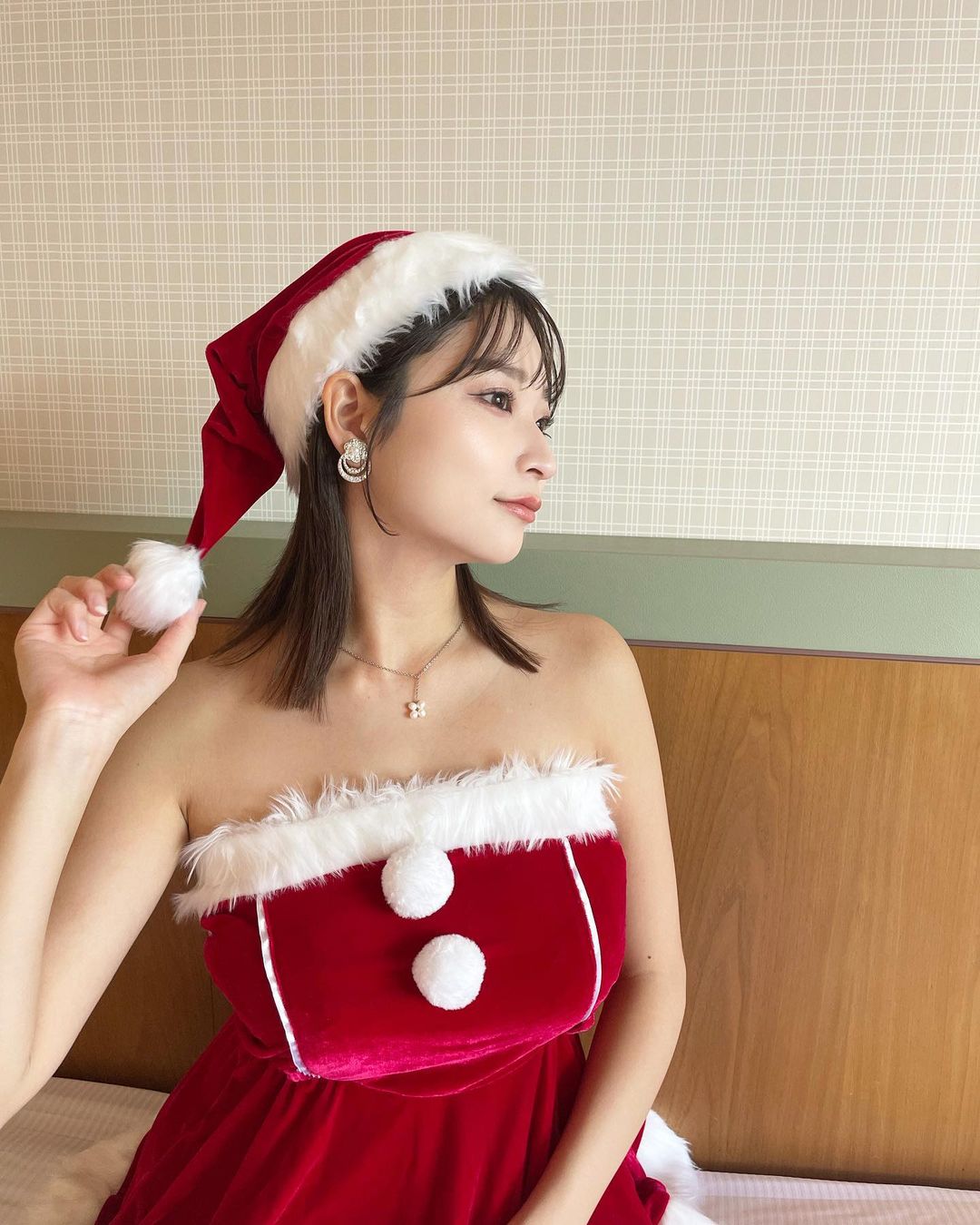 りりか 最新グラビア水着画像 17枚目