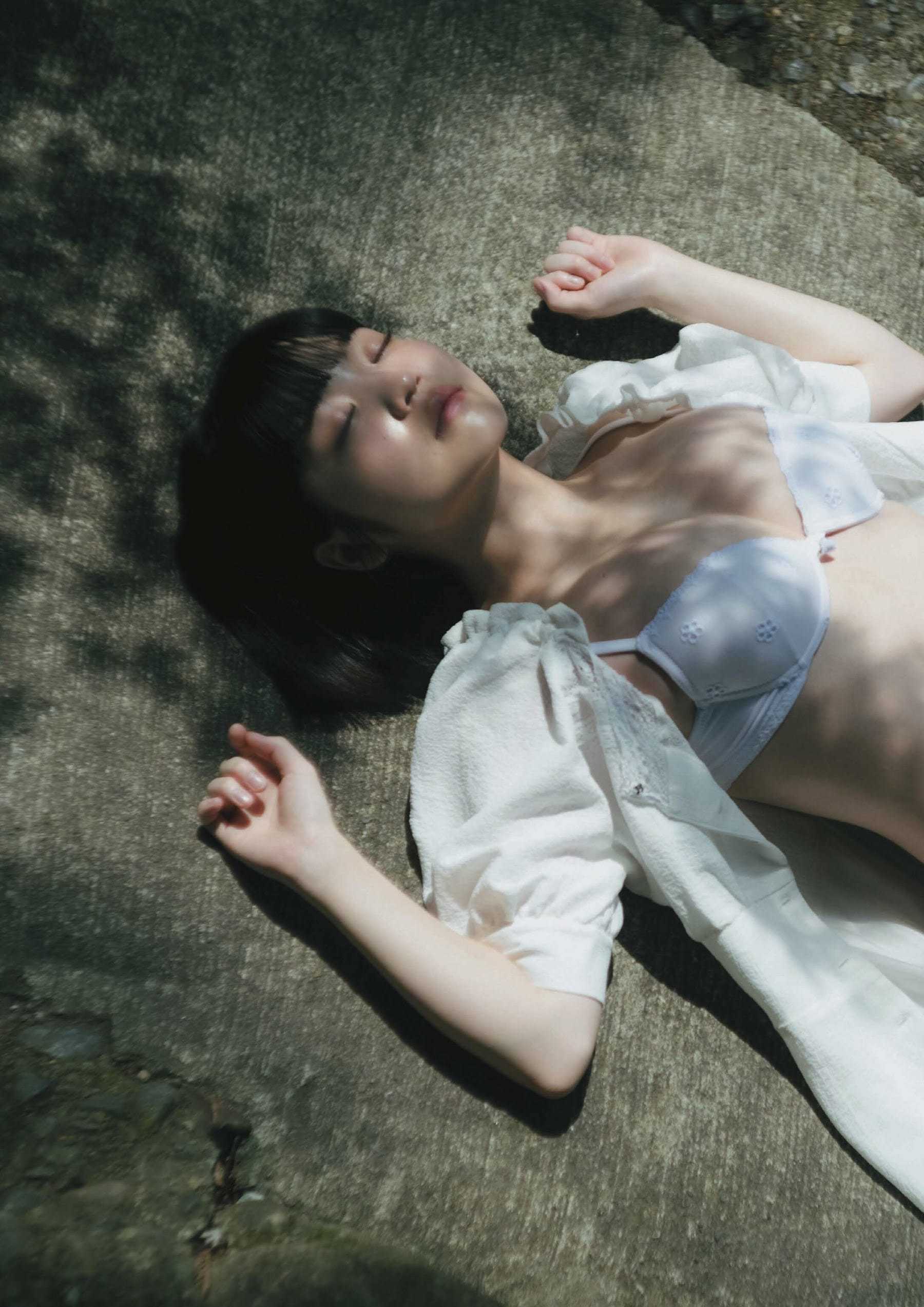 芸能アイドルモデル女優水着画像集 17枚目
