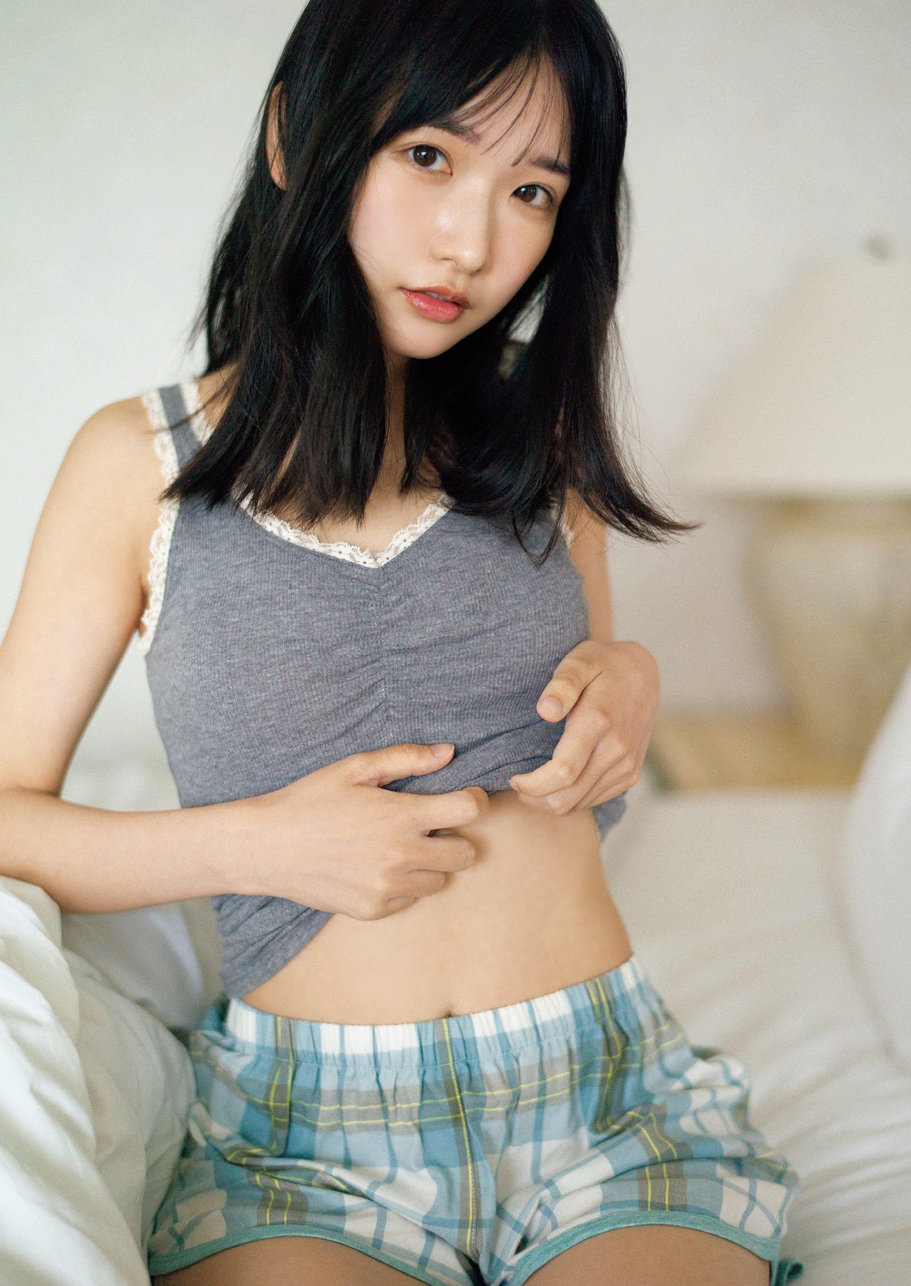 高雄さやか(STU48)最新グラビア含む水着画像 5枚目