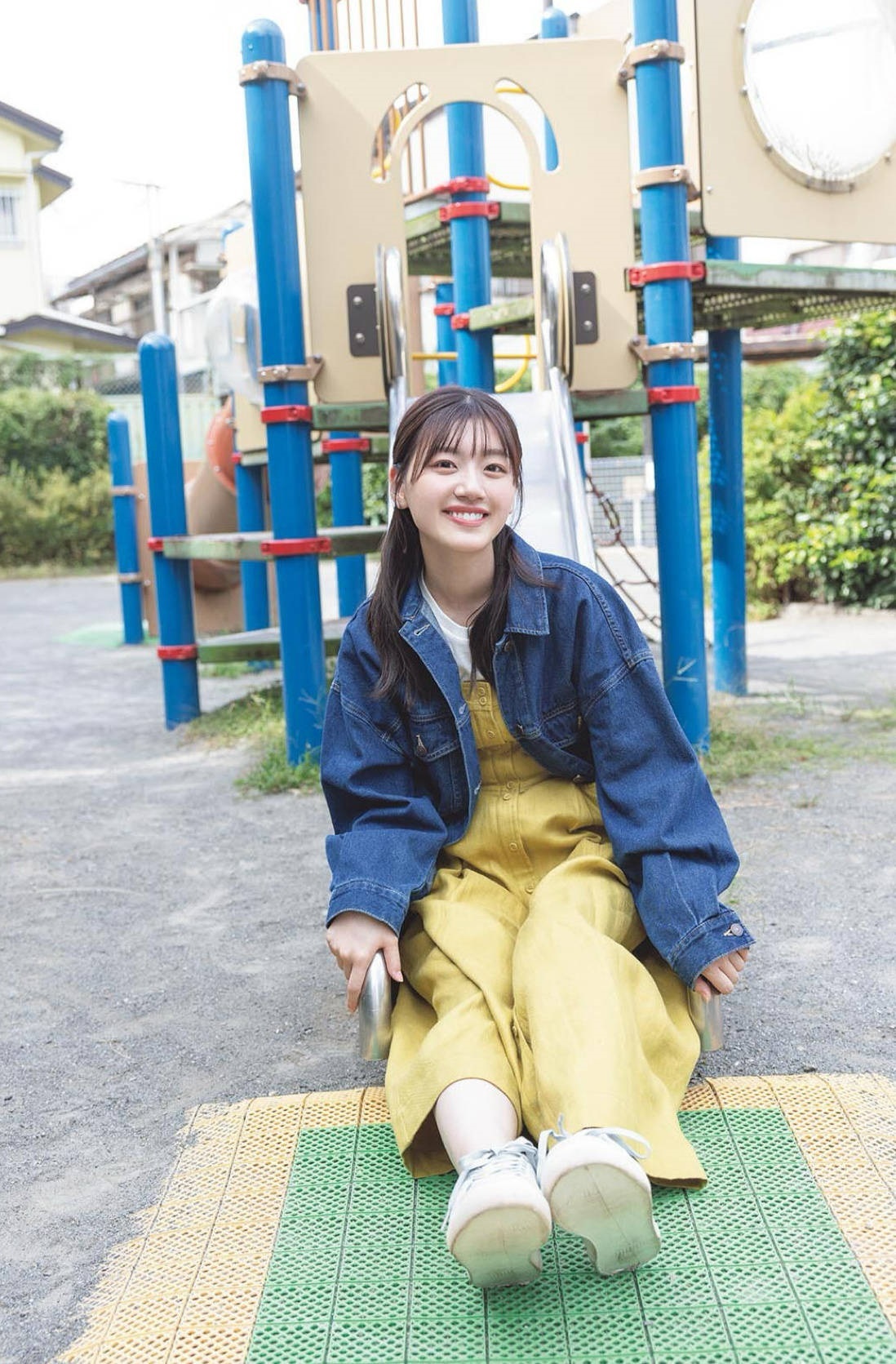 佐々木美玲 最新グラビア水着画像② 4枚目