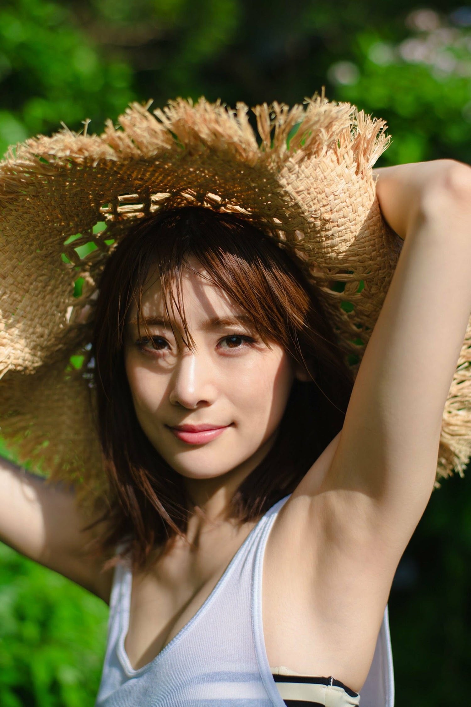 福岡みなみ 最新グラビア水着画像③ 14枚目