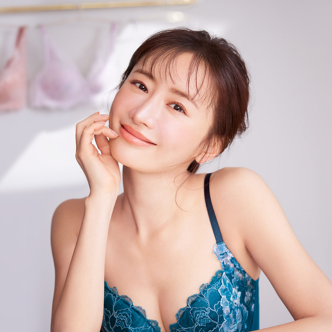 松本まりか 最新グラビア含む水着画像④ 12枚目