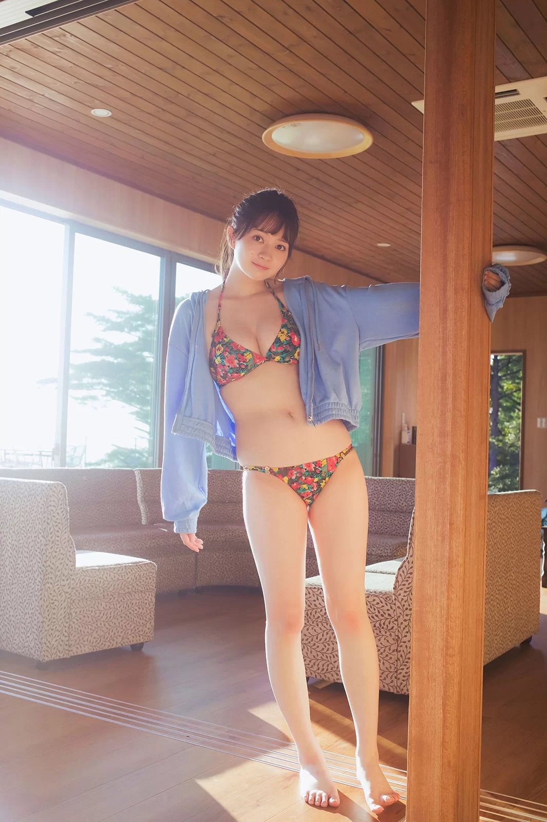 江籠裕奈 最新グラビア水着画像② 18枚目