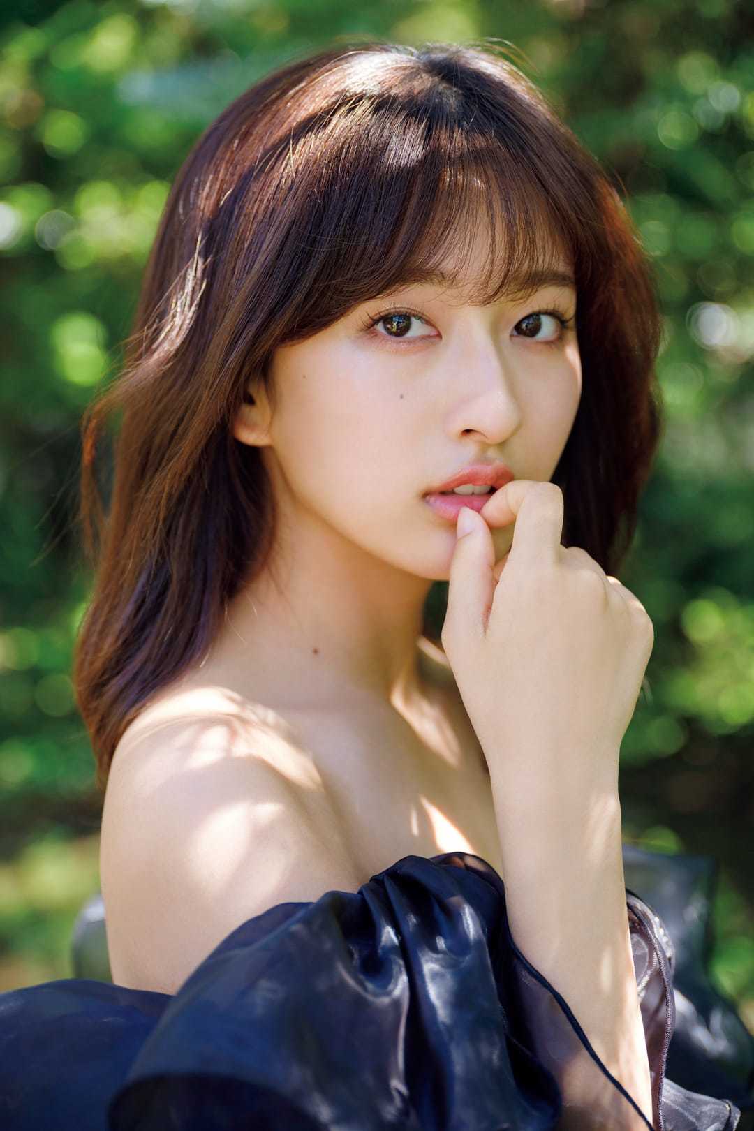 芸能アイドルモデル女優水着画像集 4枚目