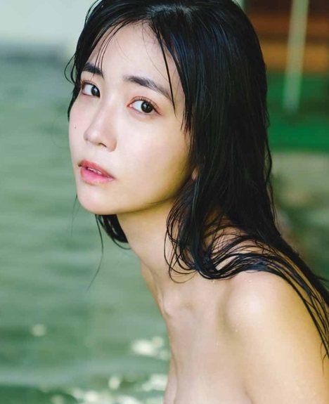 天羽希純 最新グラビア水着画像⑥ 1枚目