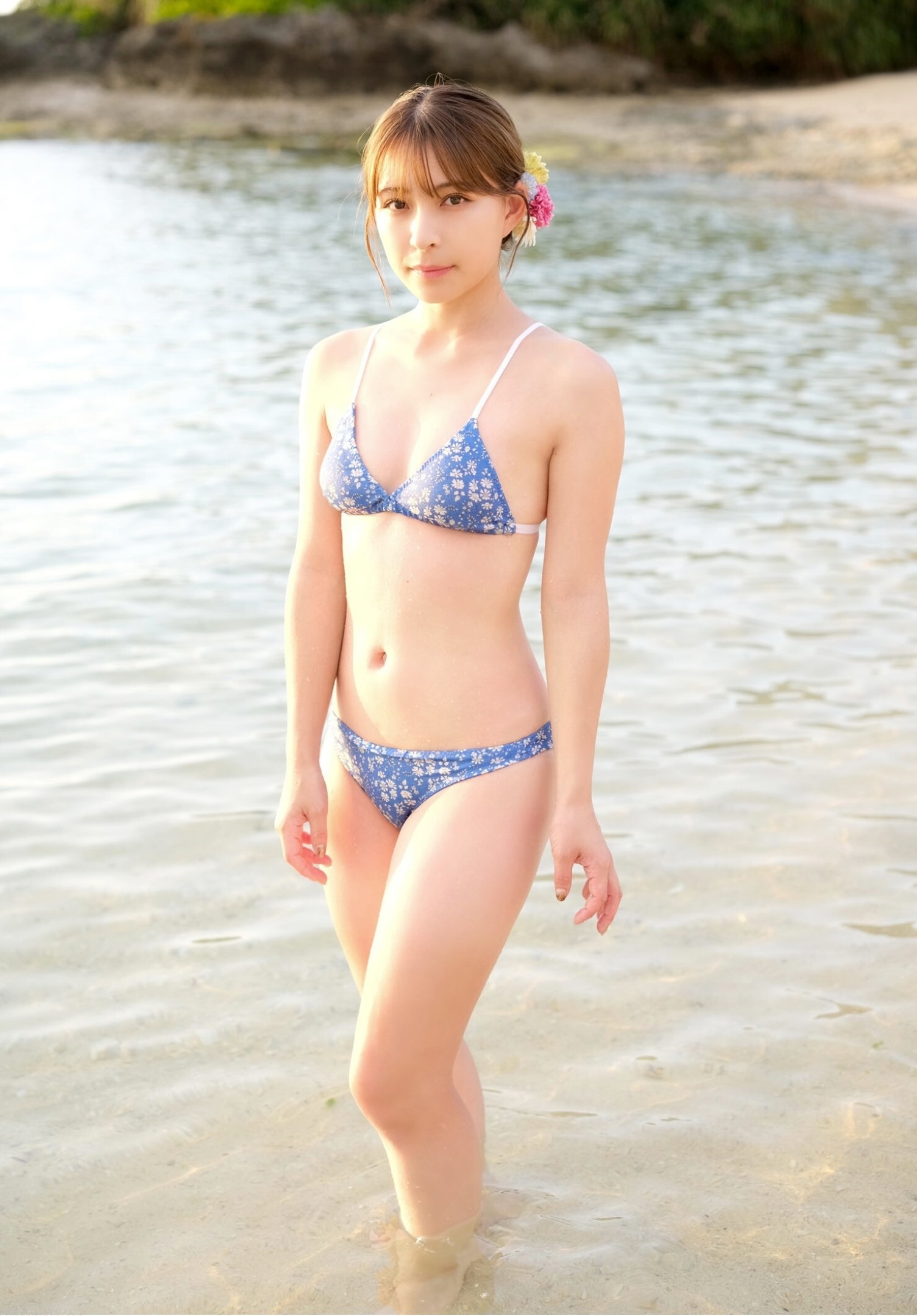 山本茉央 最新グラビア水着画像 10枚目