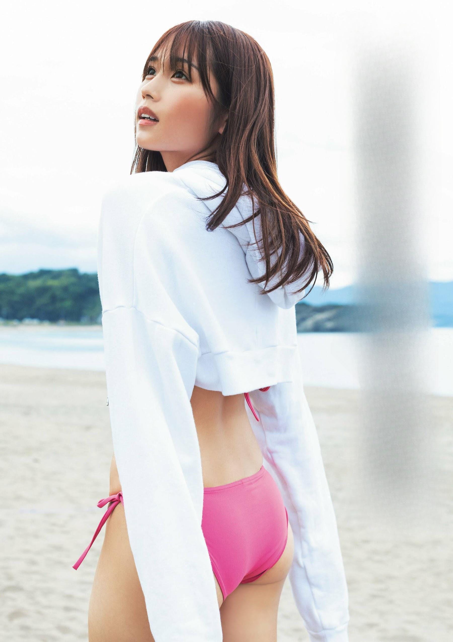 芸能アイドルモデル女優水着画像集 2枚目