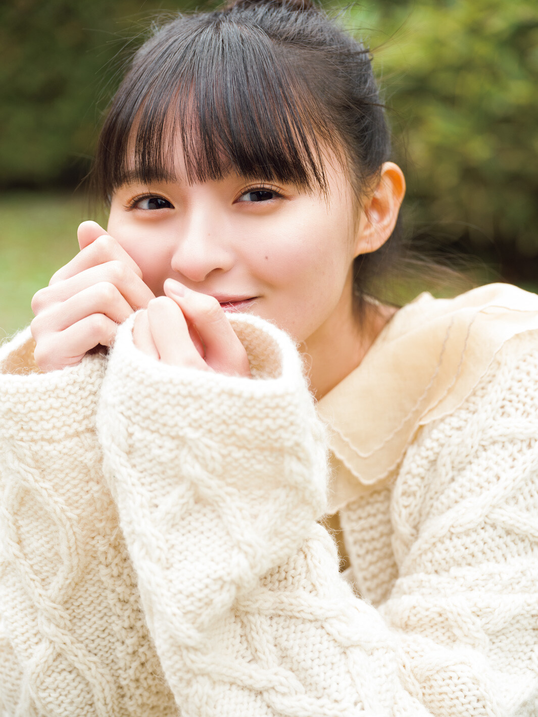 遠藤さくら 最新グラビア含む水着画像④ 3枚目