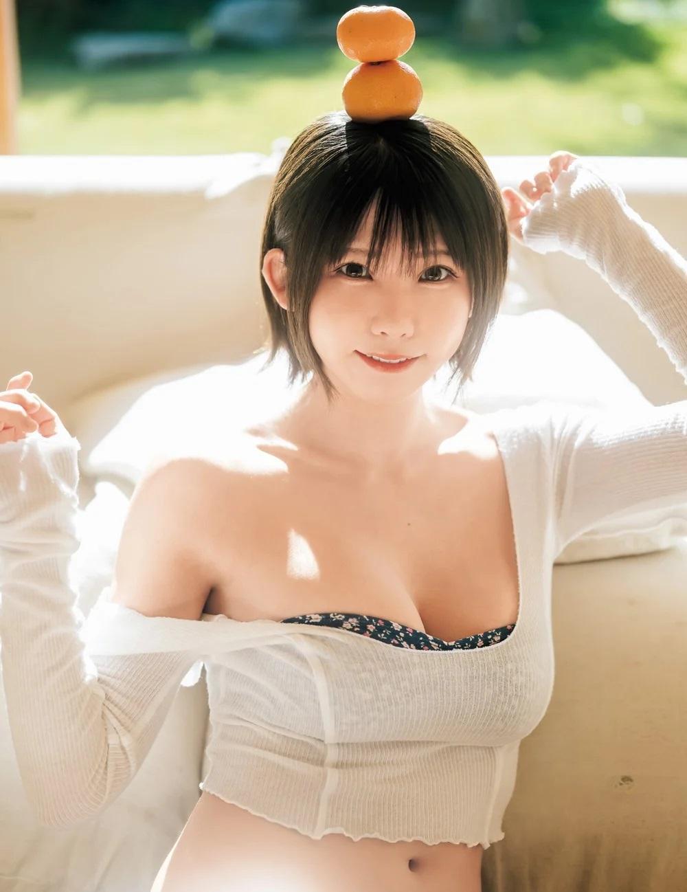 芸能アイドルモデル女優水着画像集 2枚目