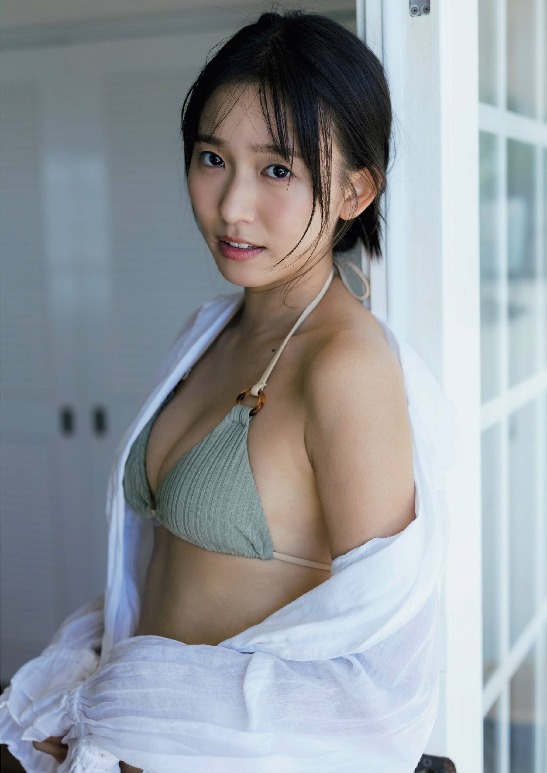 芸能アイドルモデル女優水着画像集 4枚目