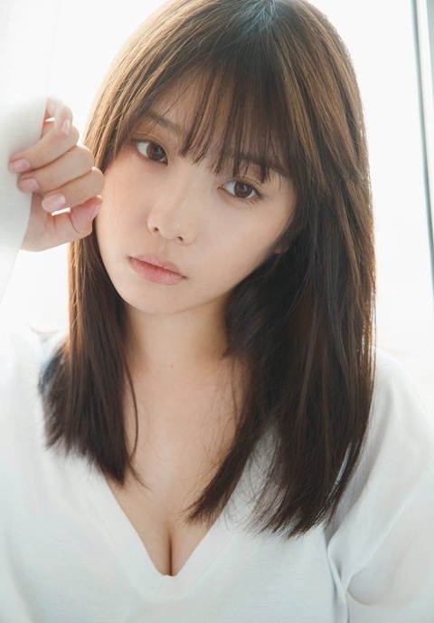 与田祐希 グラビア水着画像③ 19枚目