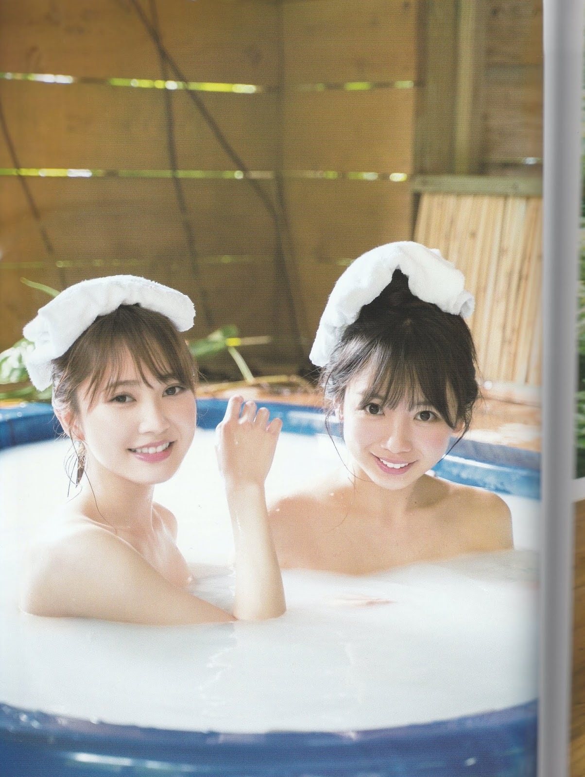 加藤史帆(日向坂46)グラビア水着画像① 24枚目