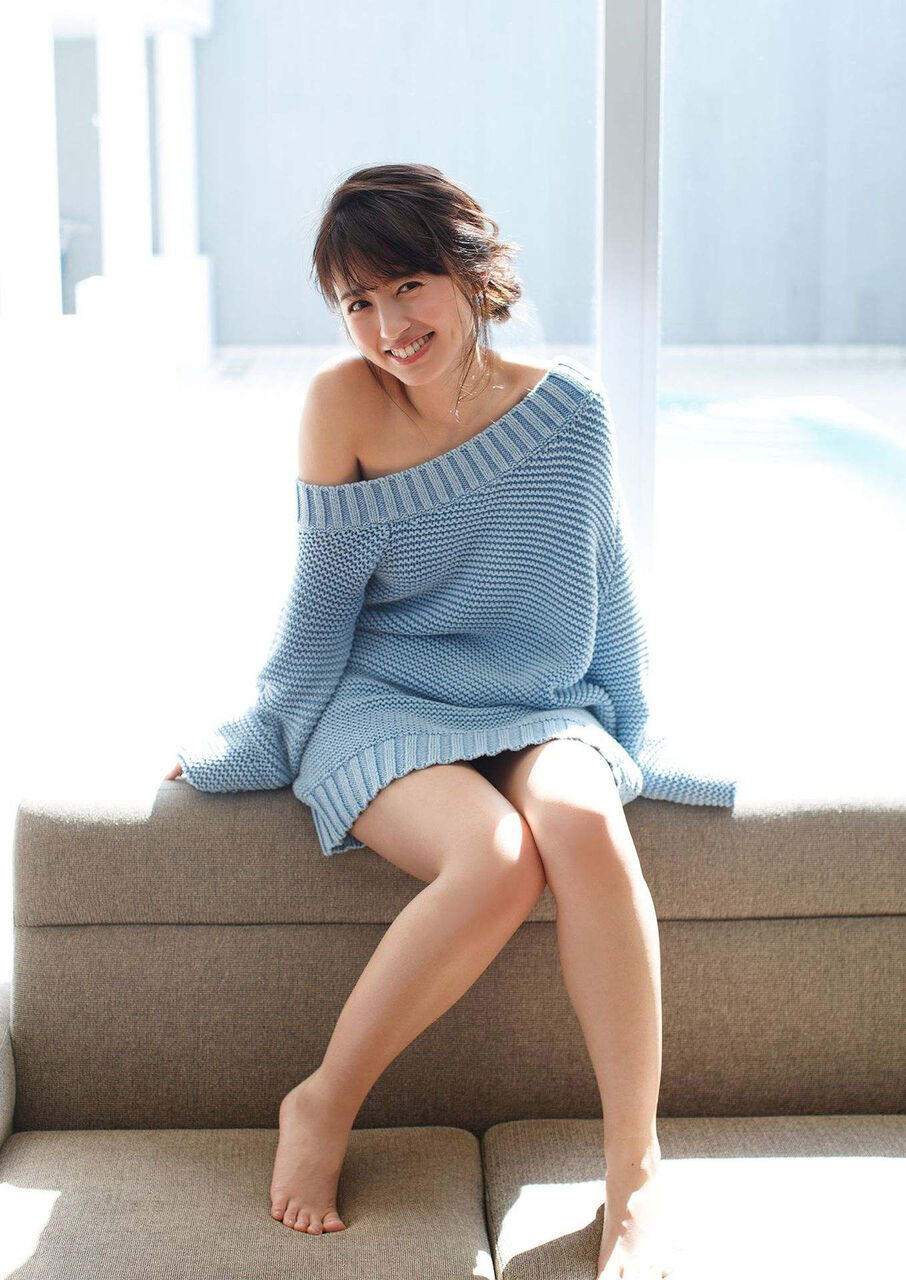 逢田梨香子 最新グラビア水着画像② 10枚目
