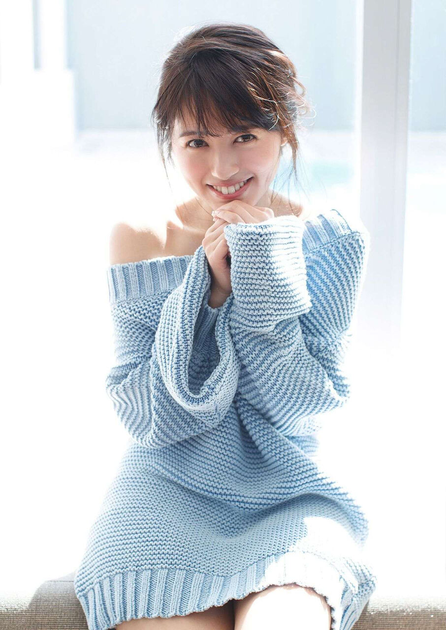 逢田梨香子 最新グラビア水着画像② 11枚目