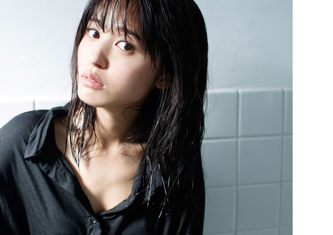 逢田梨香子 最新グラビア水着画像② 17枚目