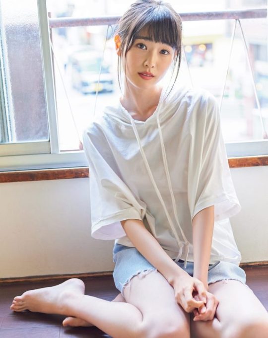 髙橋ひかる 清純派女優の肌見せグラビア画像③ 19枚目