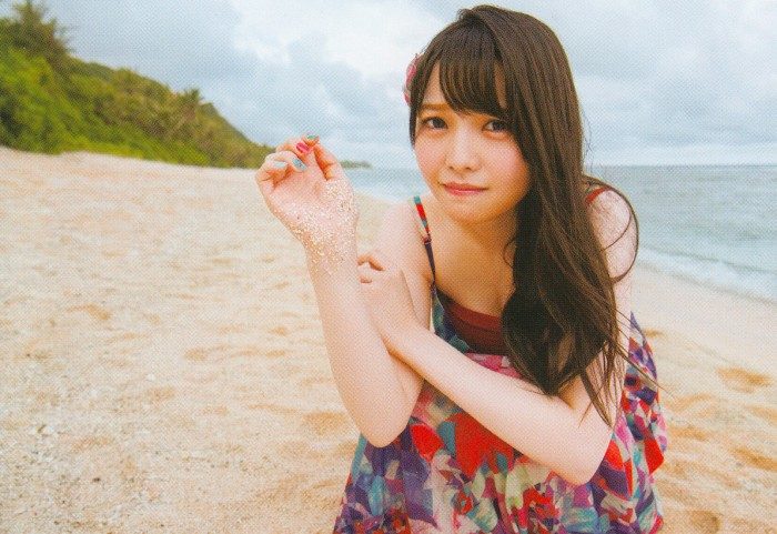 麻倉もも(声優)最新グラビアと水着画像 16枚目