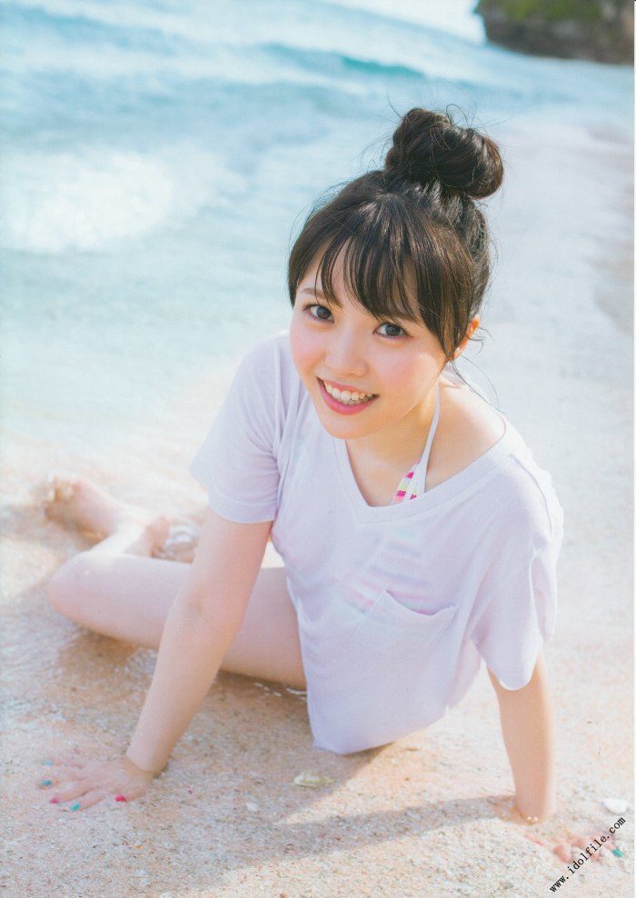 麻倉もも(声優)最新グラビアと水着画像 25枚目