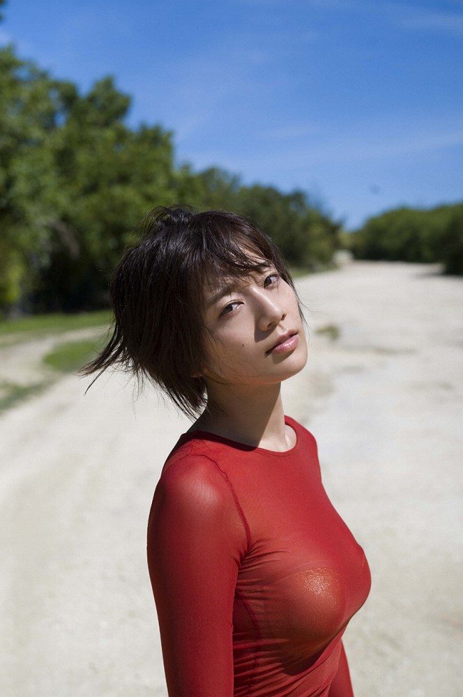 麻倉瑞季 最新グラビア水着画像④ 28枚目