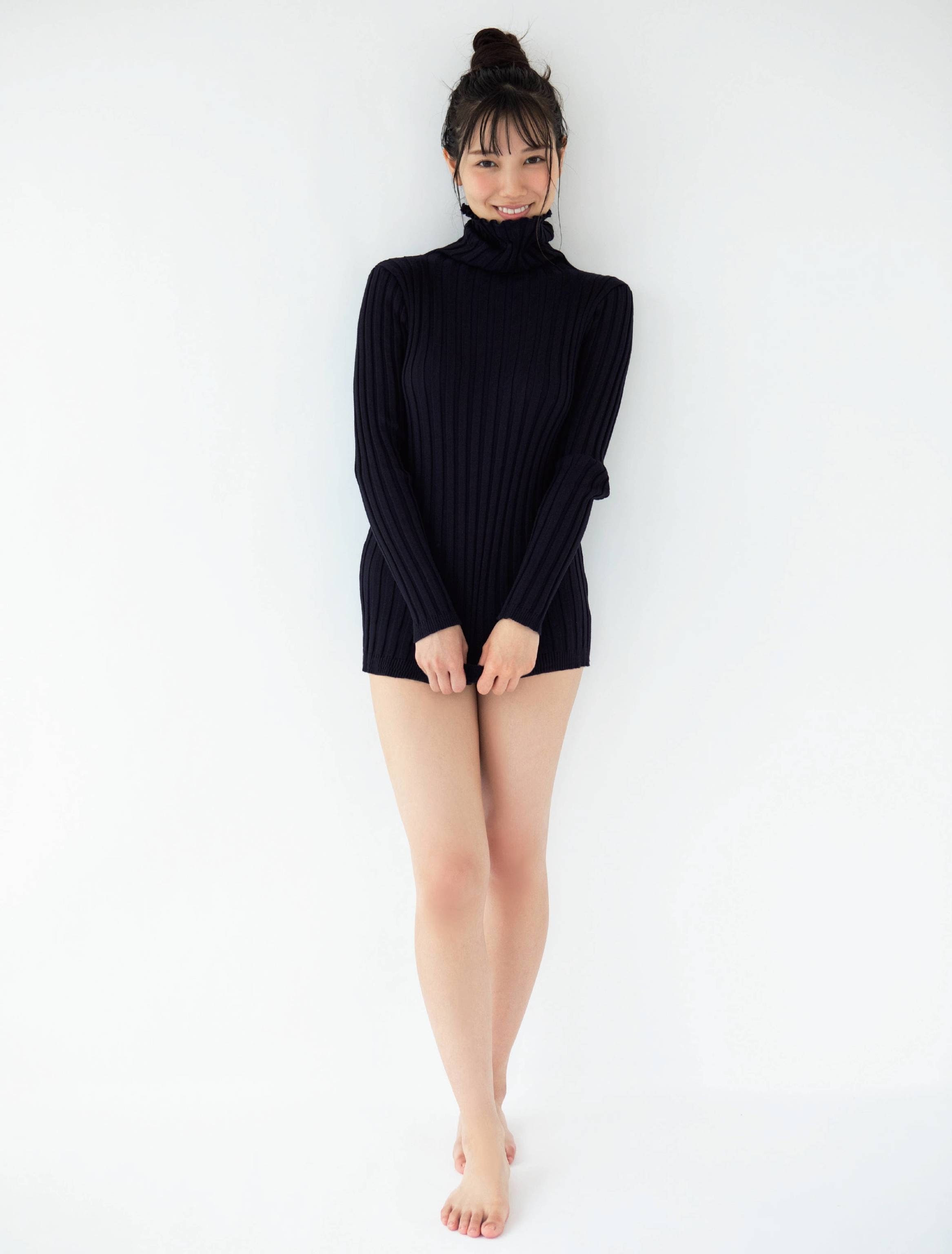 河田陽菜(日向坂46) グラビア水着画像① 11枚目