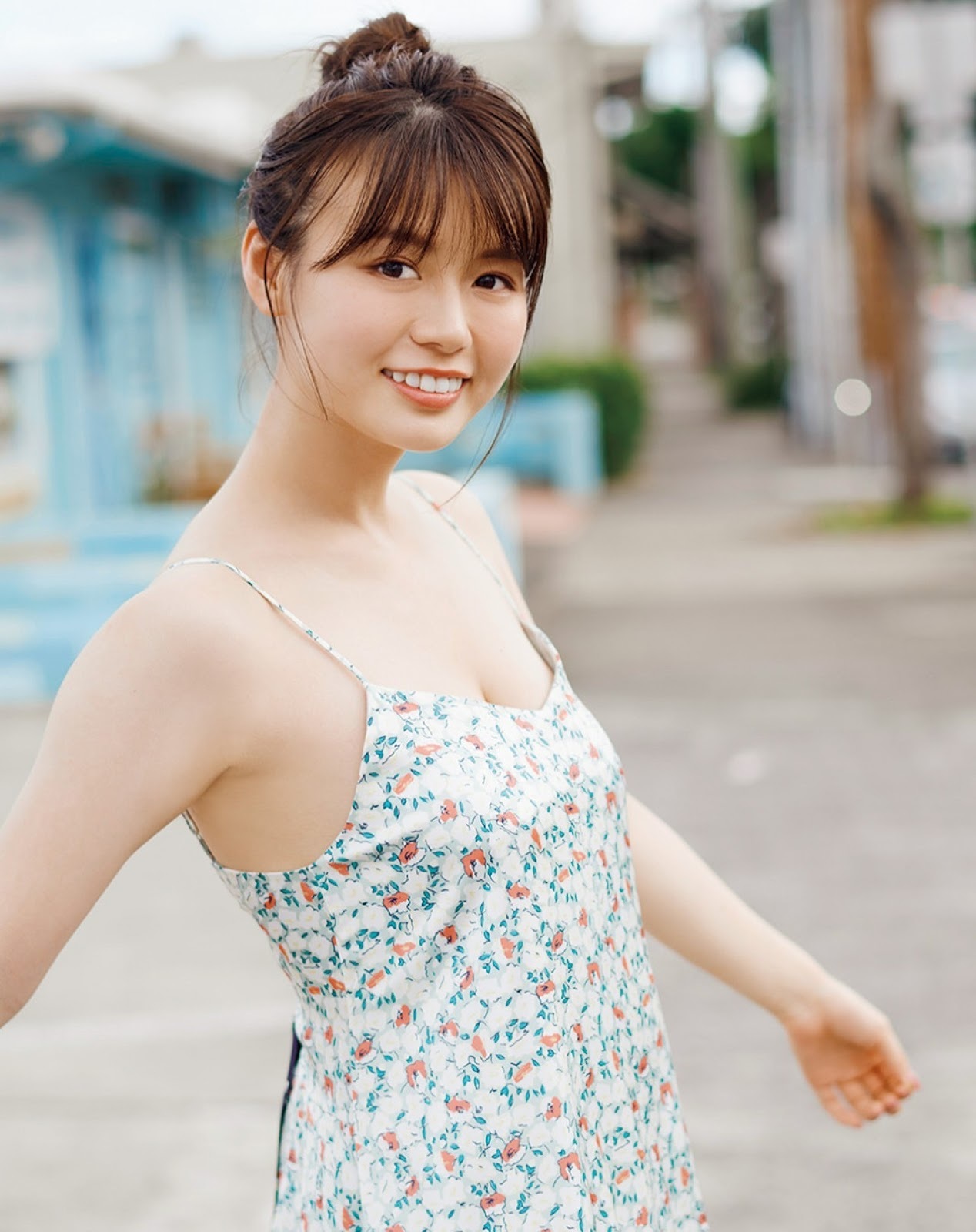 井口綾子 ミス青学のグラビア水着画像② 5枚目