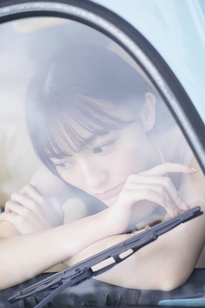 吉井美優(ニジマス)グラビア水着画像② 13枚目