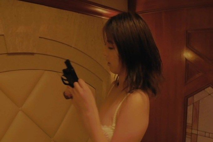 柳ゆり菜 映画で見せた濡れ場画像① 15枚目