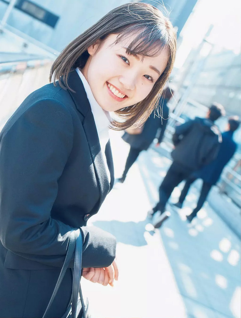 花咲ひより グラビア水着画像② 13枚目