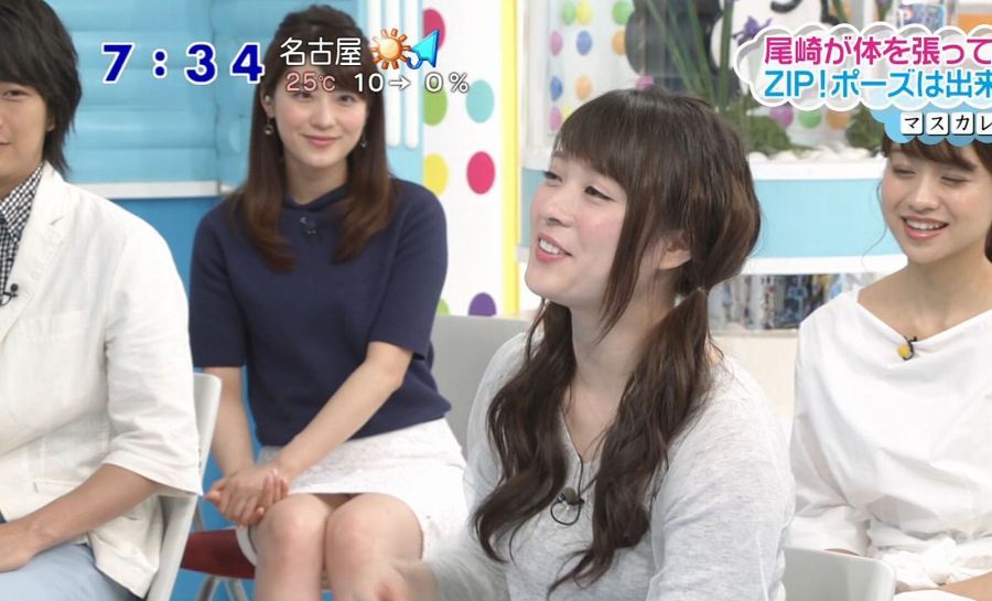 郡司恭子 日テレアナの谷間、胸チラ画像 11枚目
