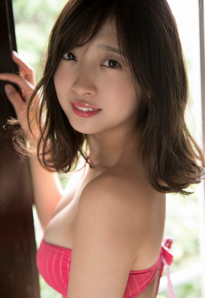 溝端葵 最新グラビア水着画像② 25枚目