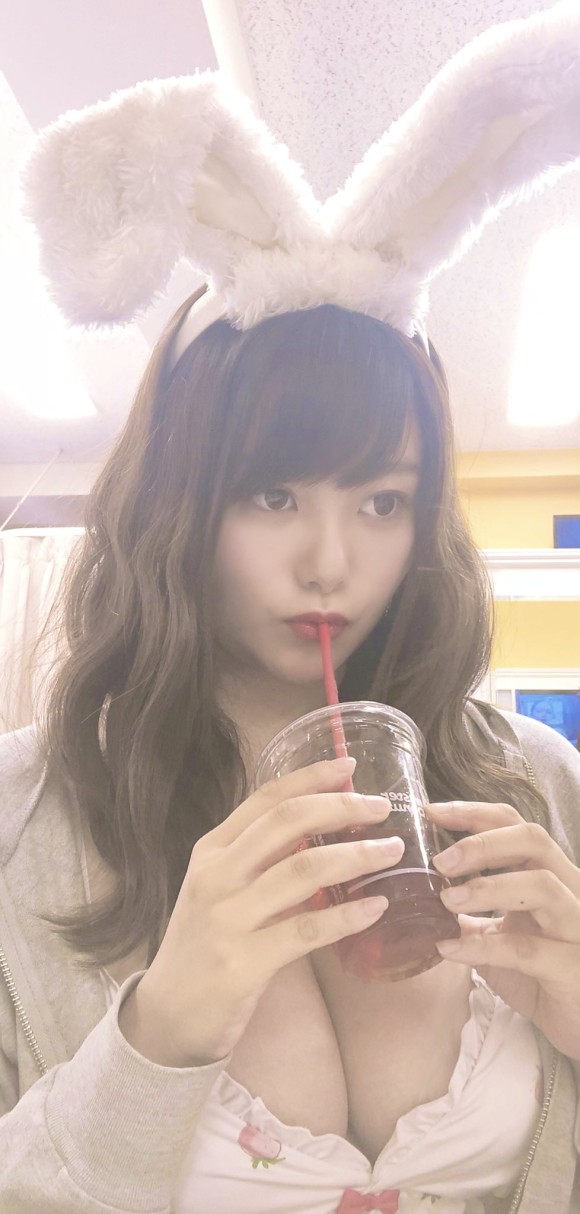 桜井木穂 グラビア水着画像② 21枚目