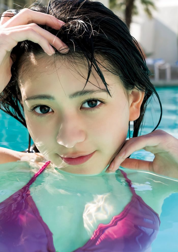 山田南実 グラビア水着画像④ 17枚目