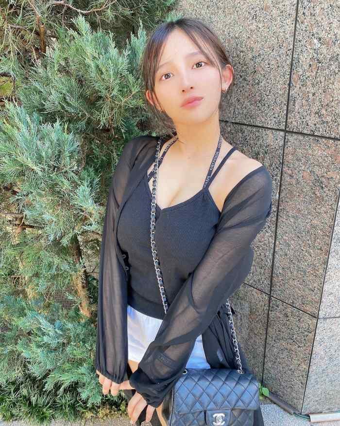 天木じゅん グラビア水着画像④ 22枚目