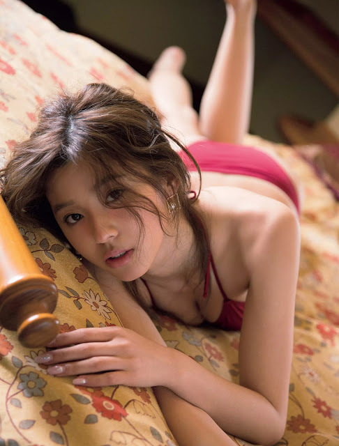 和泉芳怜 最新グラビア水着画像⑤ 14枚目
