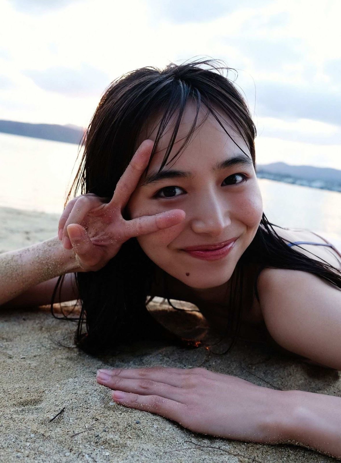三田悠貴 最新グラビア水着画像⑥ 2枚目