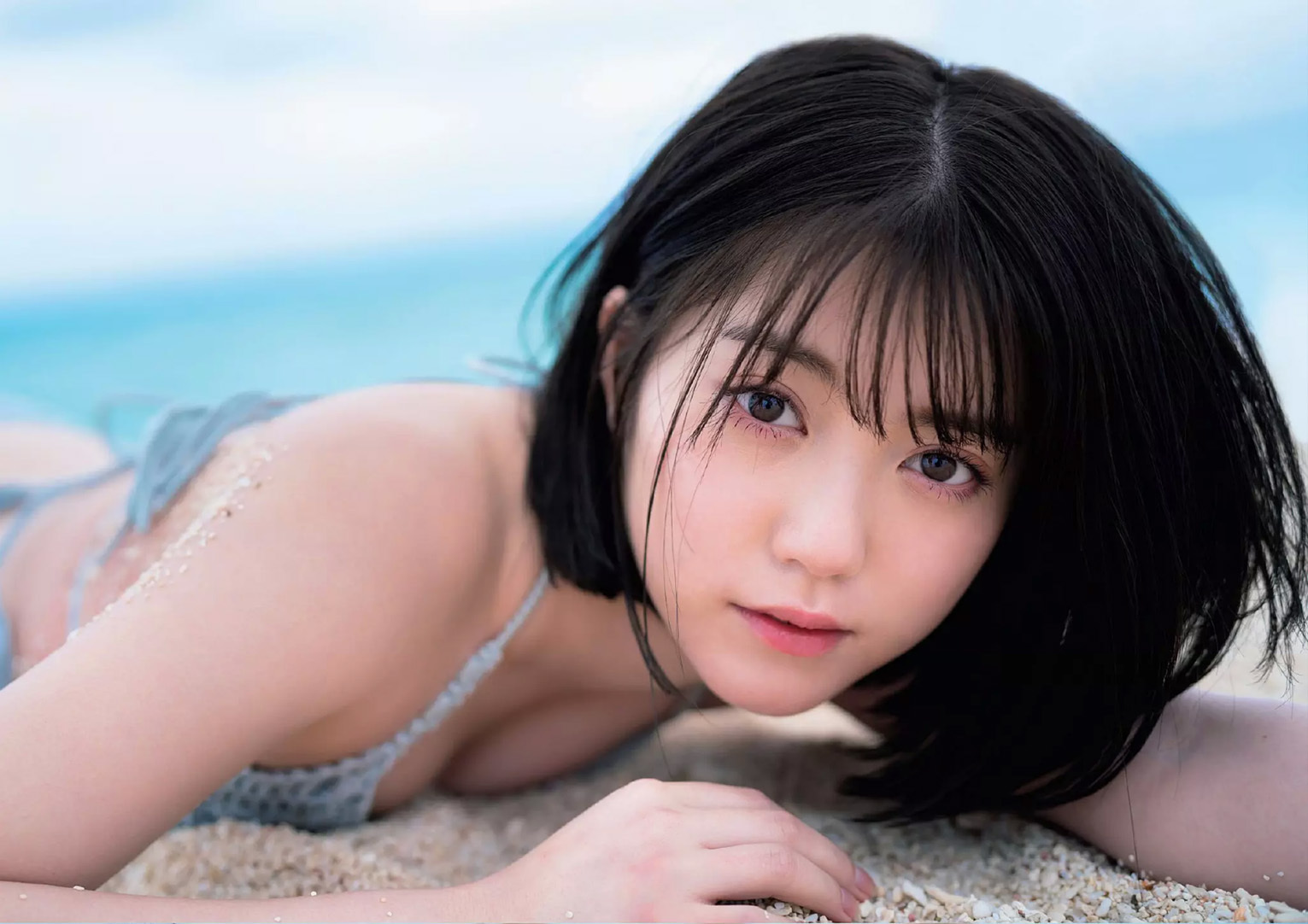 中野恵那 最新グラビア水着画像 5枚目