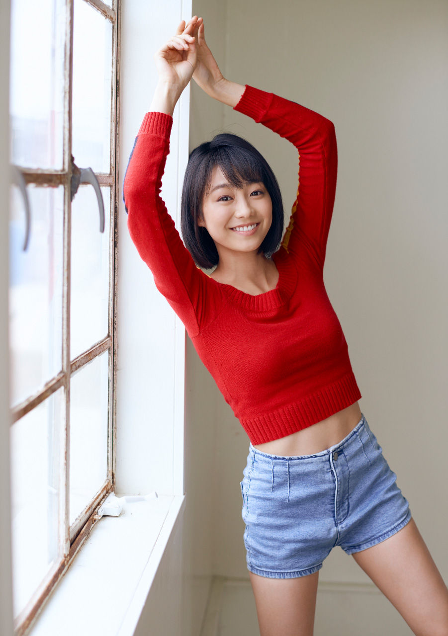 高田夏帆 ライダーヒロインのグラビア水着画像 8枚目