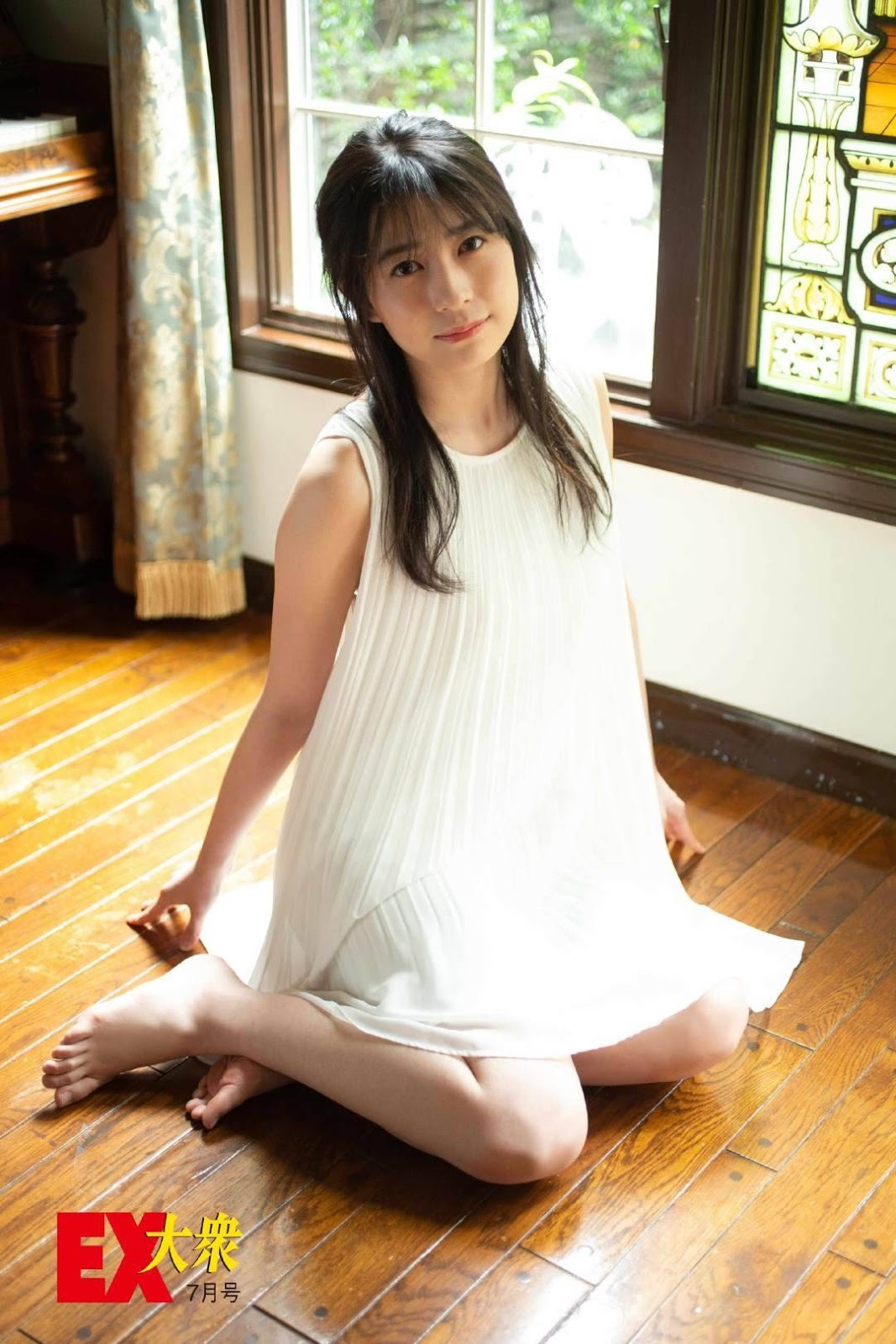 佐々木優佳里 最新グラビア水着画像 13枚目