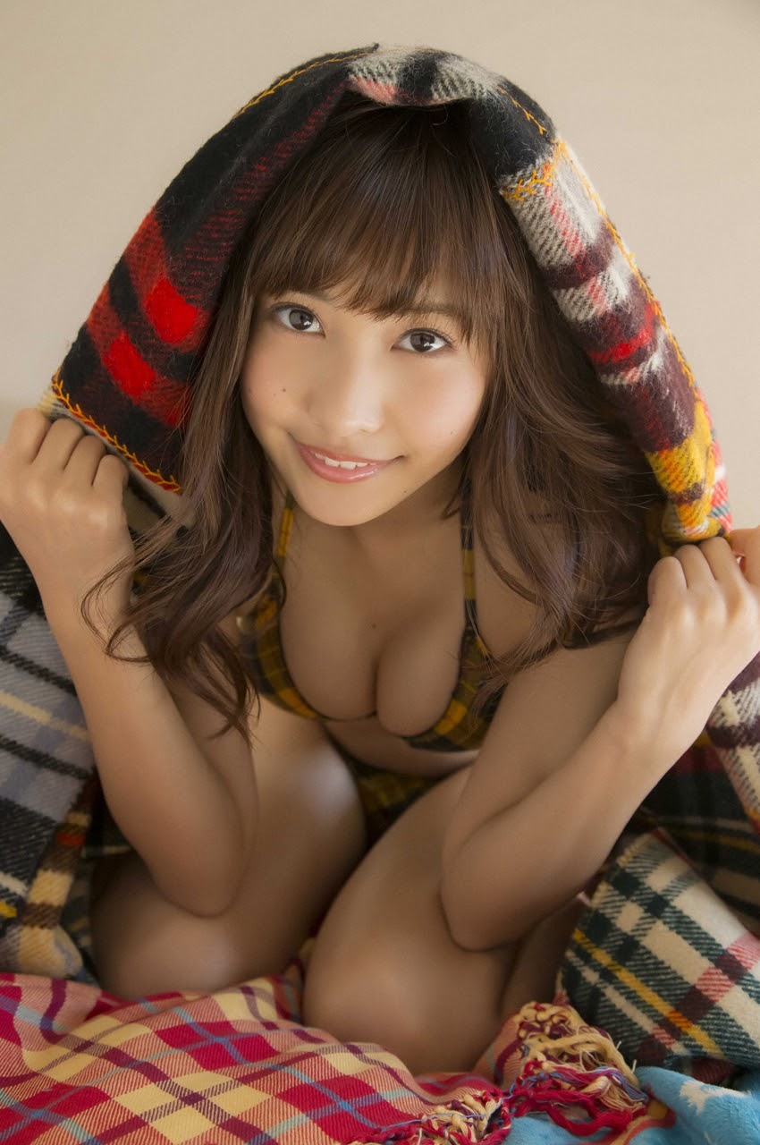 斉藤里奈 最新グラビア水着画像⑤ 4枚目