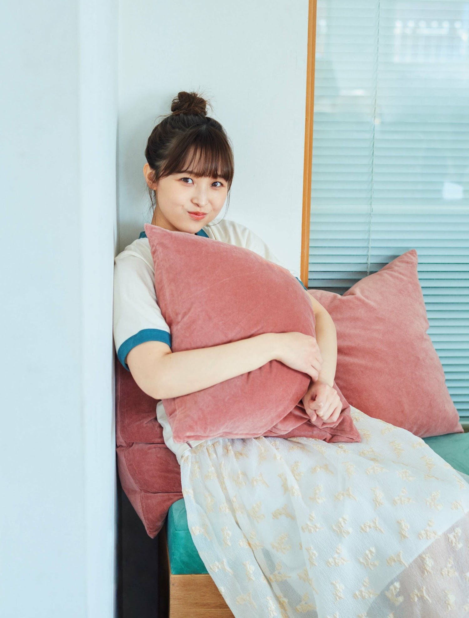 渡邊渚 最新グラビア画像 4枚目
