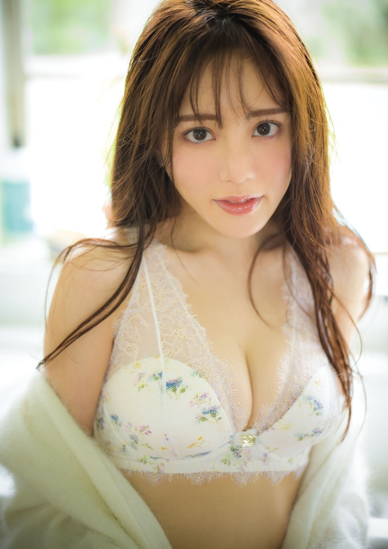 谷あさこ(谷亜沙子)グラビア水着画像① 9枚目