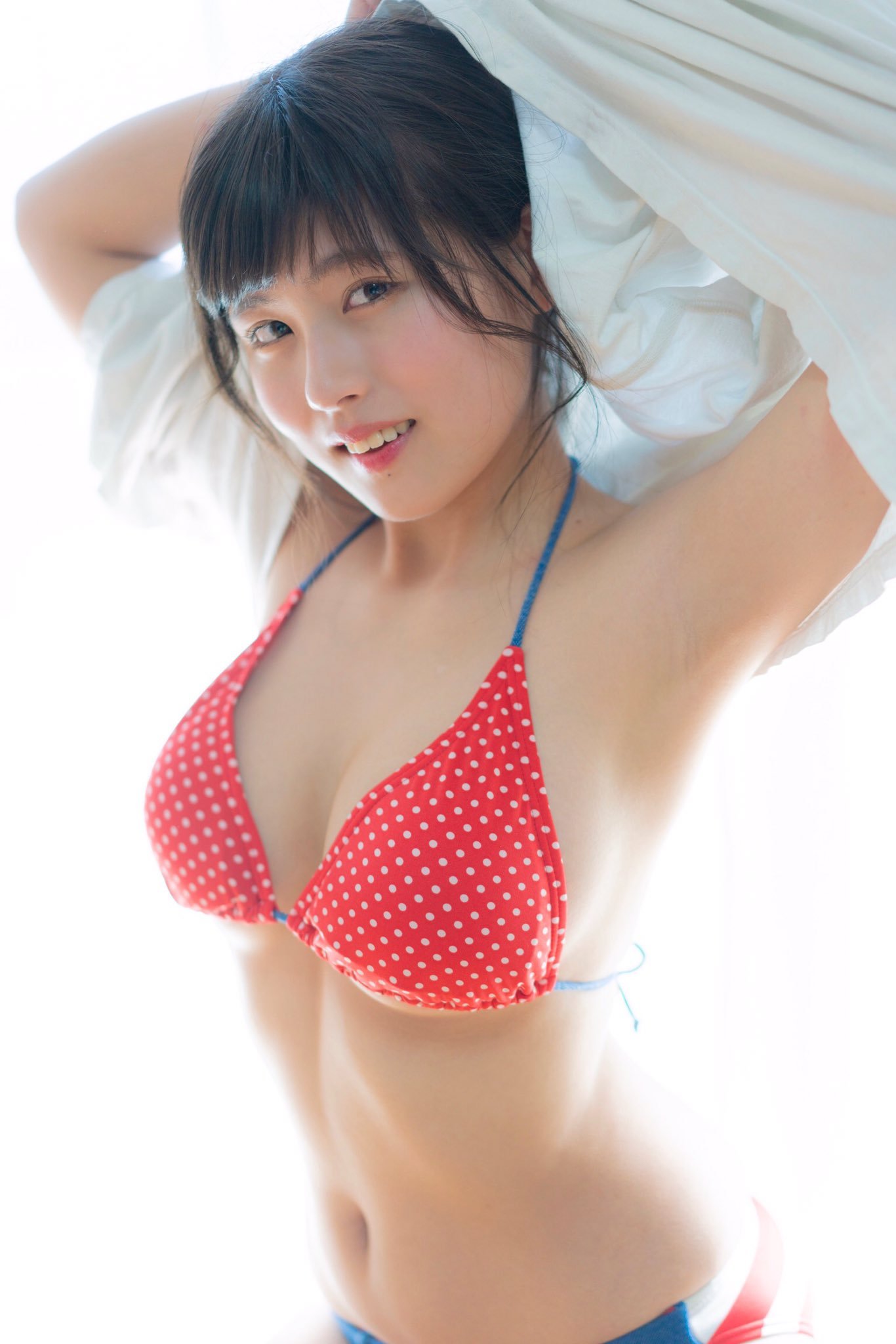 ちとせよしの グラビア水着画像② 15枚目