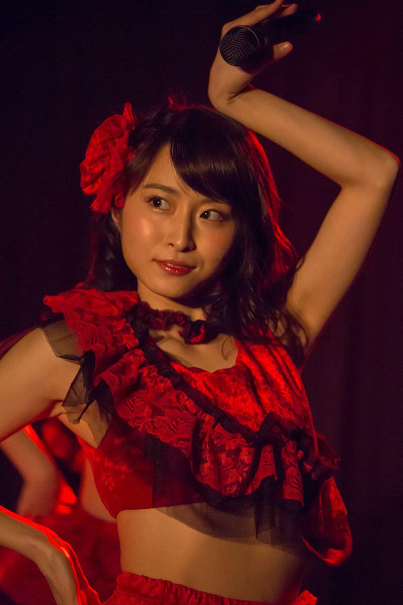 佐藤佳奈(読売テレビ)グラビア画像とアイドル画像 10枚目