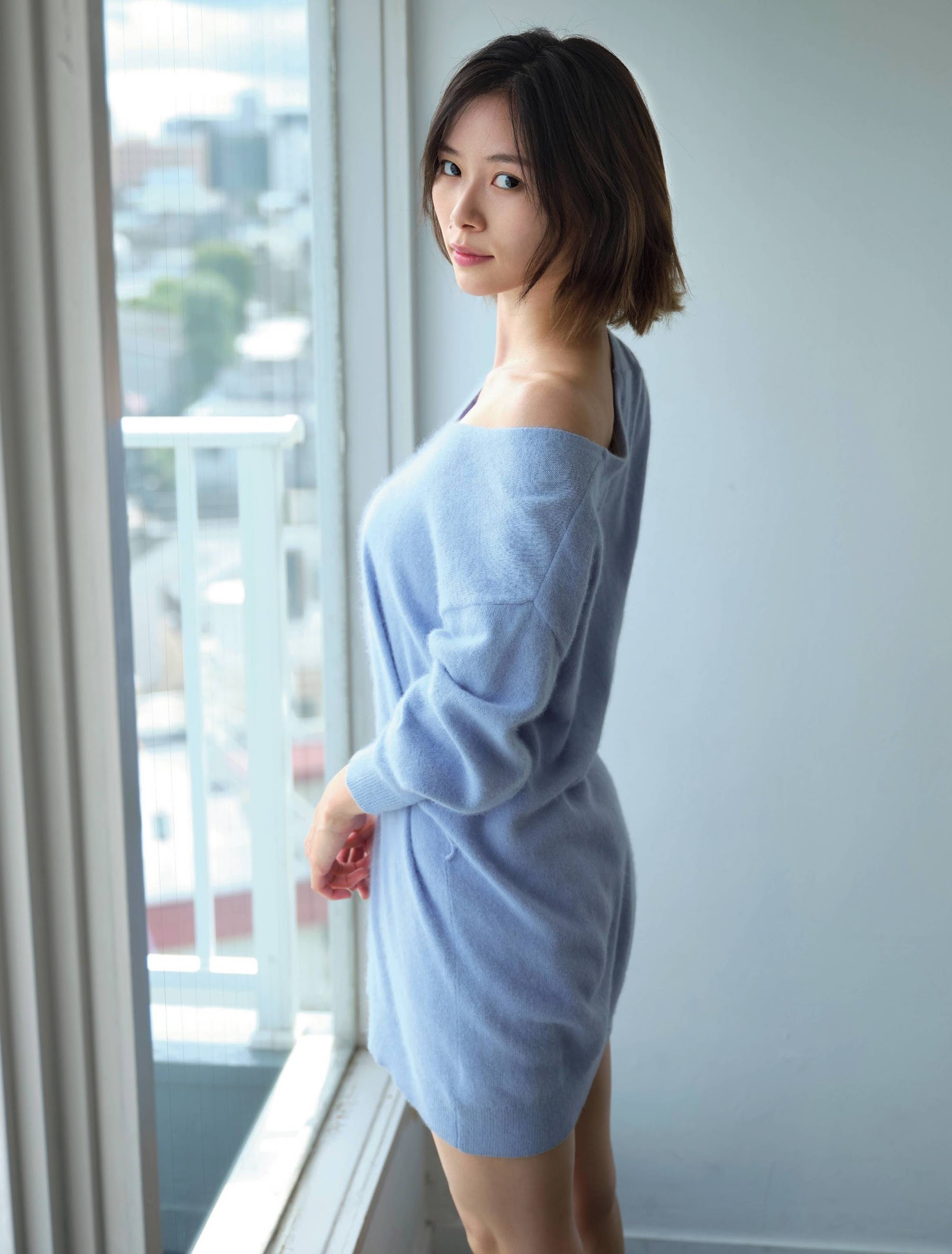 朝日奈央 フライデー最新グラビア含む水着画像 5枚目